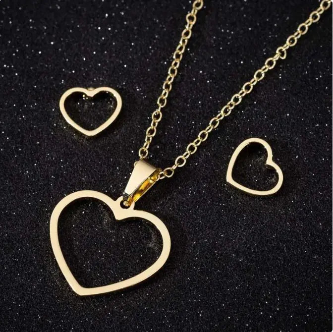 Stainless Steel Love Heart Necklaces For Women - Lootquake