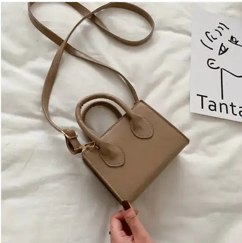 Personalized Solid Color Handbags for Celebrities - Lootquake