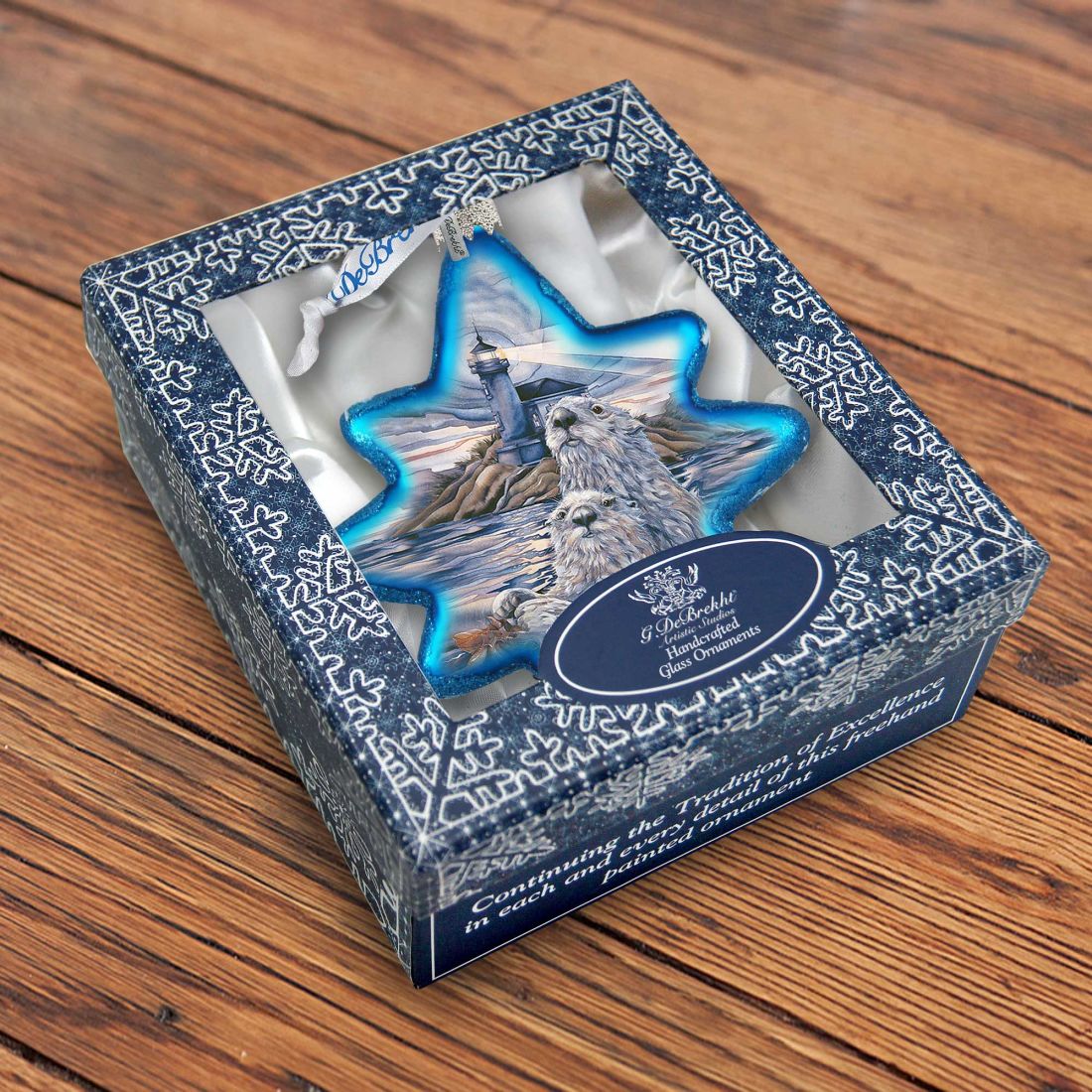 Adorno de cristal con forma de faro de nutria Starlight de J. Bergsma - Decoración navideña con motivos de vida silvestre - 755-572-JB
