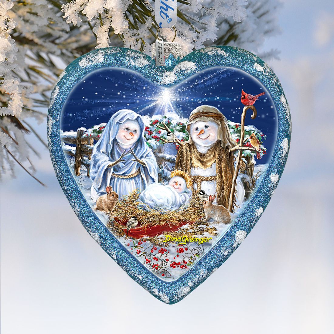 Adorno navideño de cristal con forma de corazón de la Natividad de Snow Family, edición limitada, de D. Gelsinger - Decoración navideña - 738-102-DG