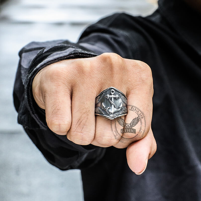 Anillo marino de acero inoxidable con águilas y ancla