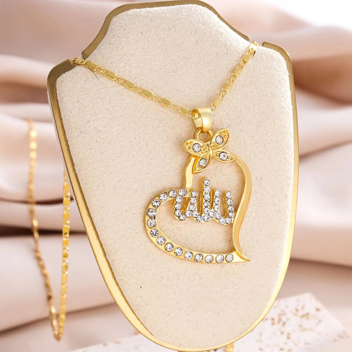 Creative Heart Full Diamond Fashion Hollowed-out Necklace - Lootquake