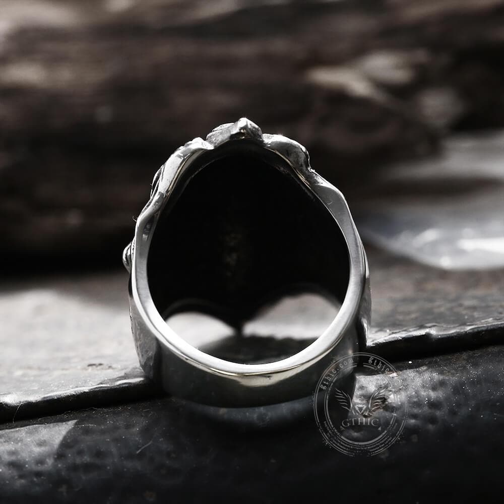 Anillo de acero inoxidable con león barroco