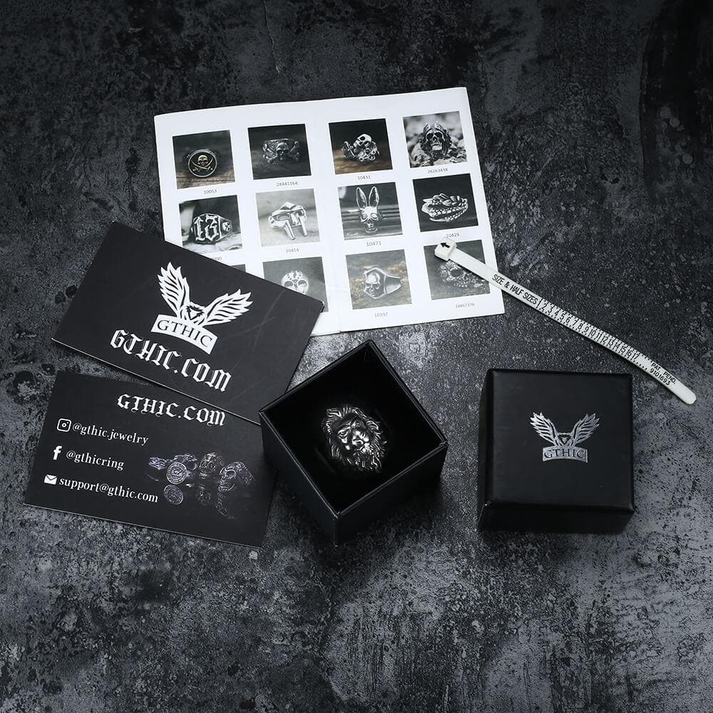 Anillo de acero inoxidable con león barroco