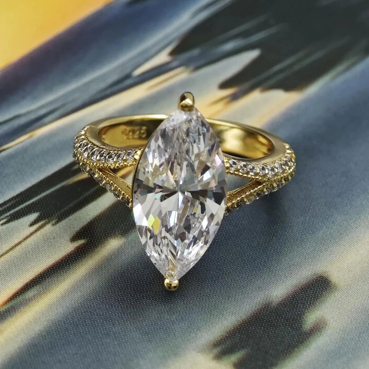 Diamond-studded Ring Women's Design Water Drop Pear Shape - Lootquake