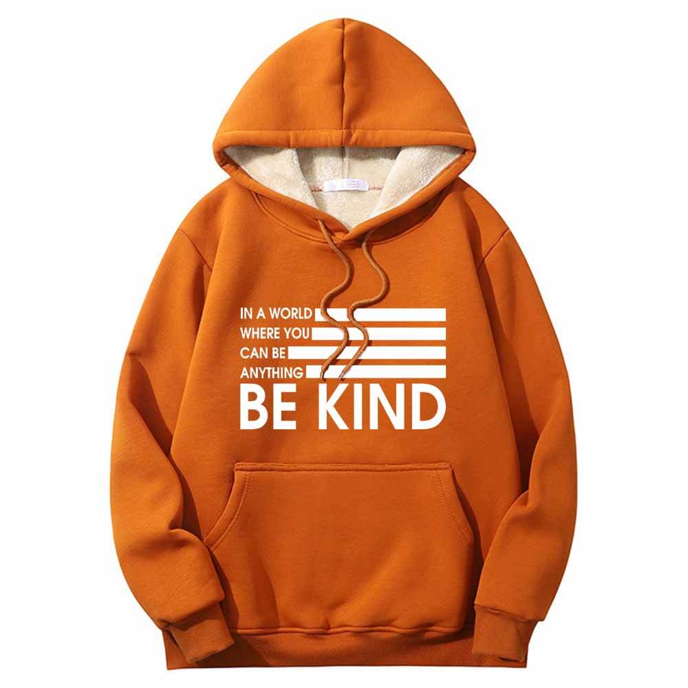 Sudadera con capucha y forro polar Sherpa con la bandera estadounidense "Be Kind"