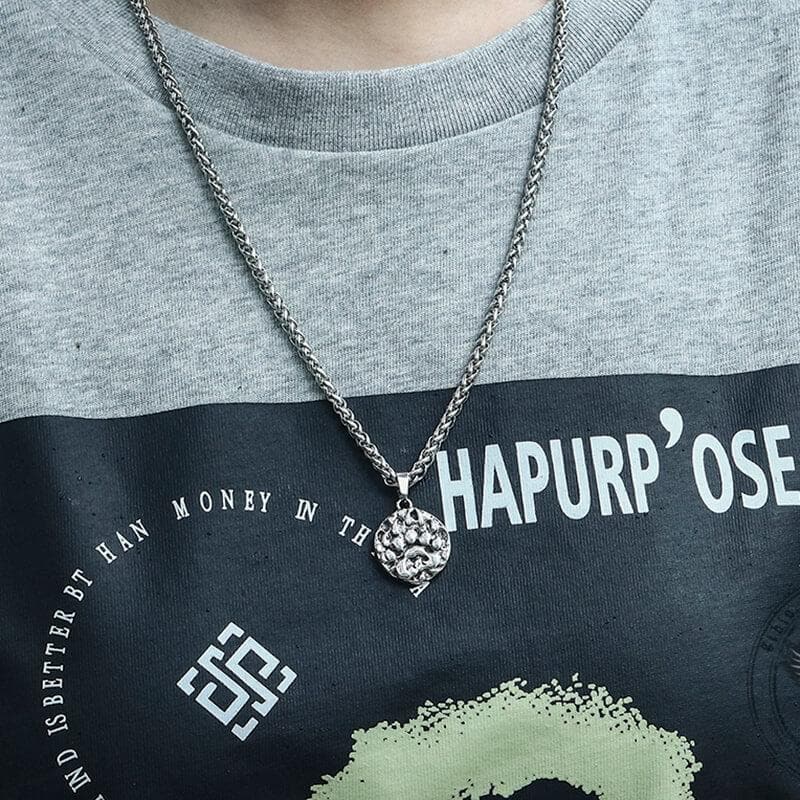 Collar vikingo de acero inoxidable con amuleto de garra de oso