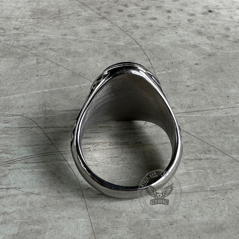 Anillo de acero inoxidable tallado con ágata ovalada negra