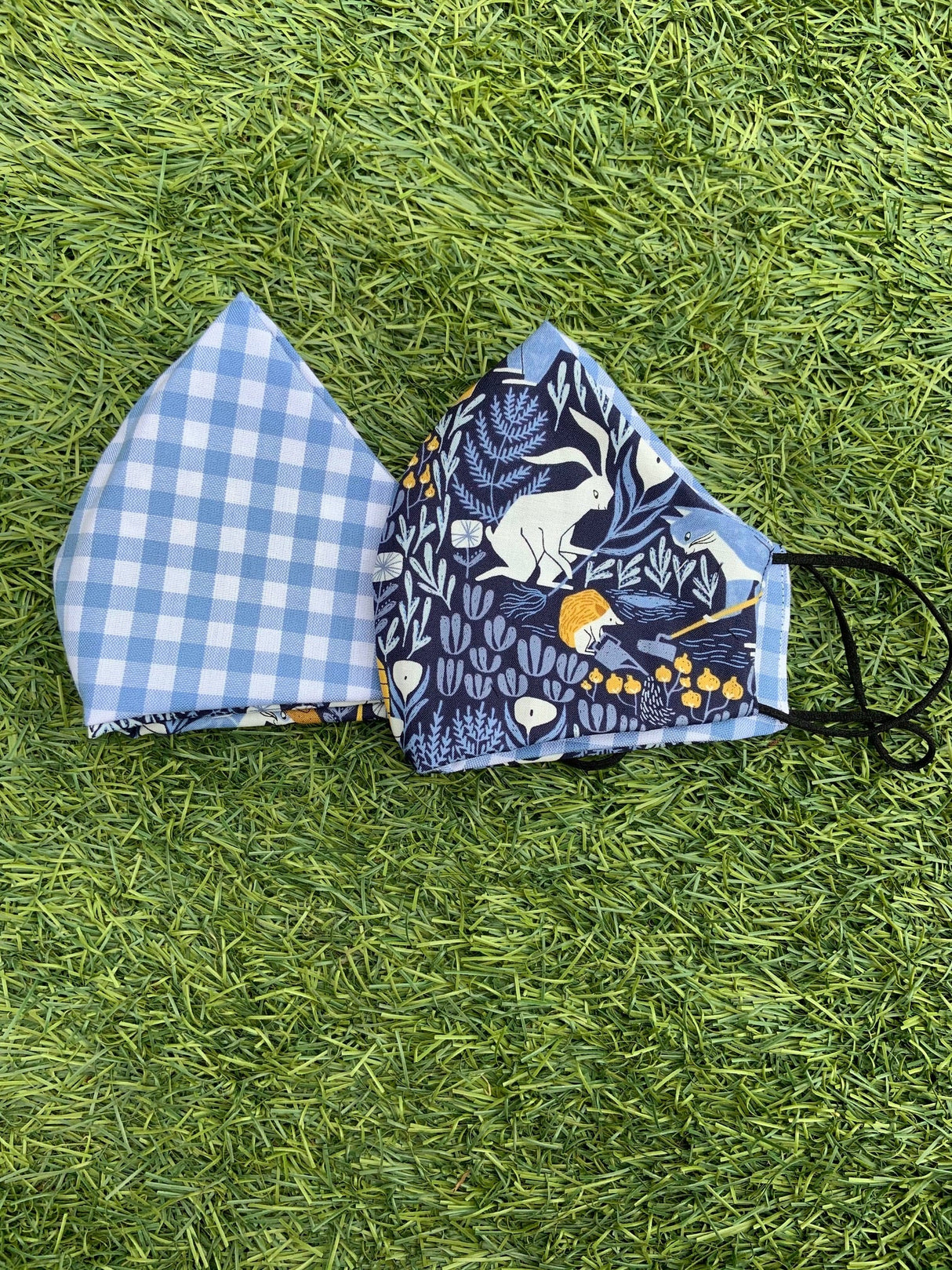 Máscara de abejas ocupadas/vichy azul