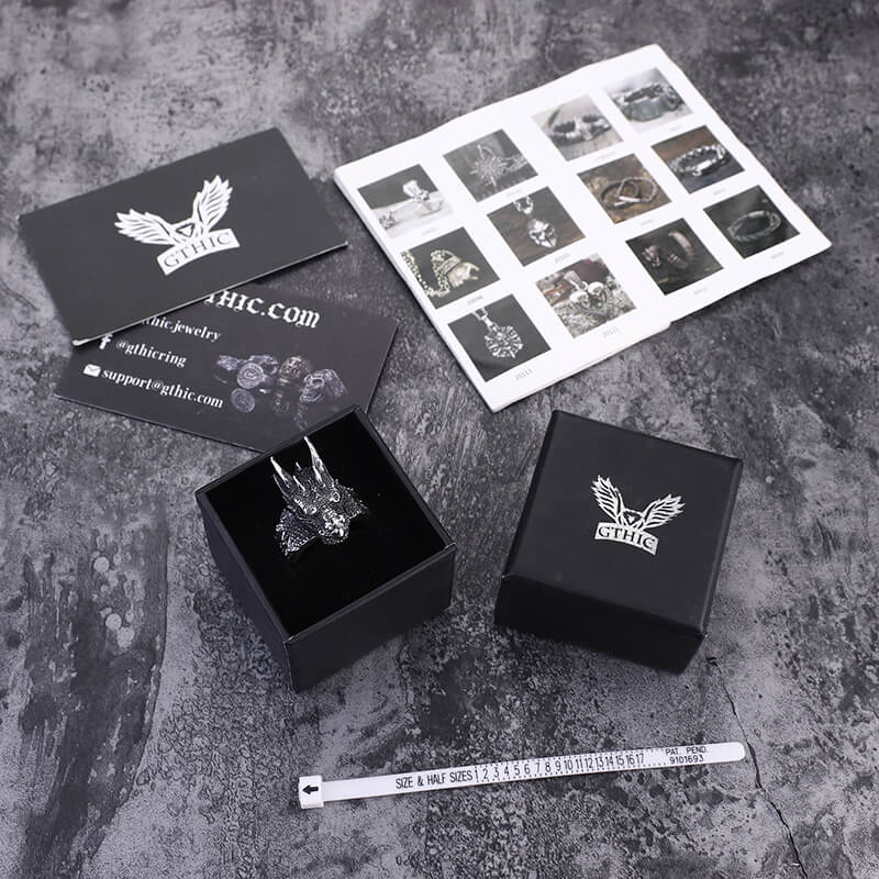 Anillo de acero inoxidable con dragón celta