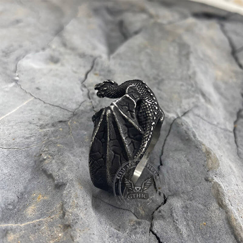 Anillo de acero inoxidable con dragón volador celta