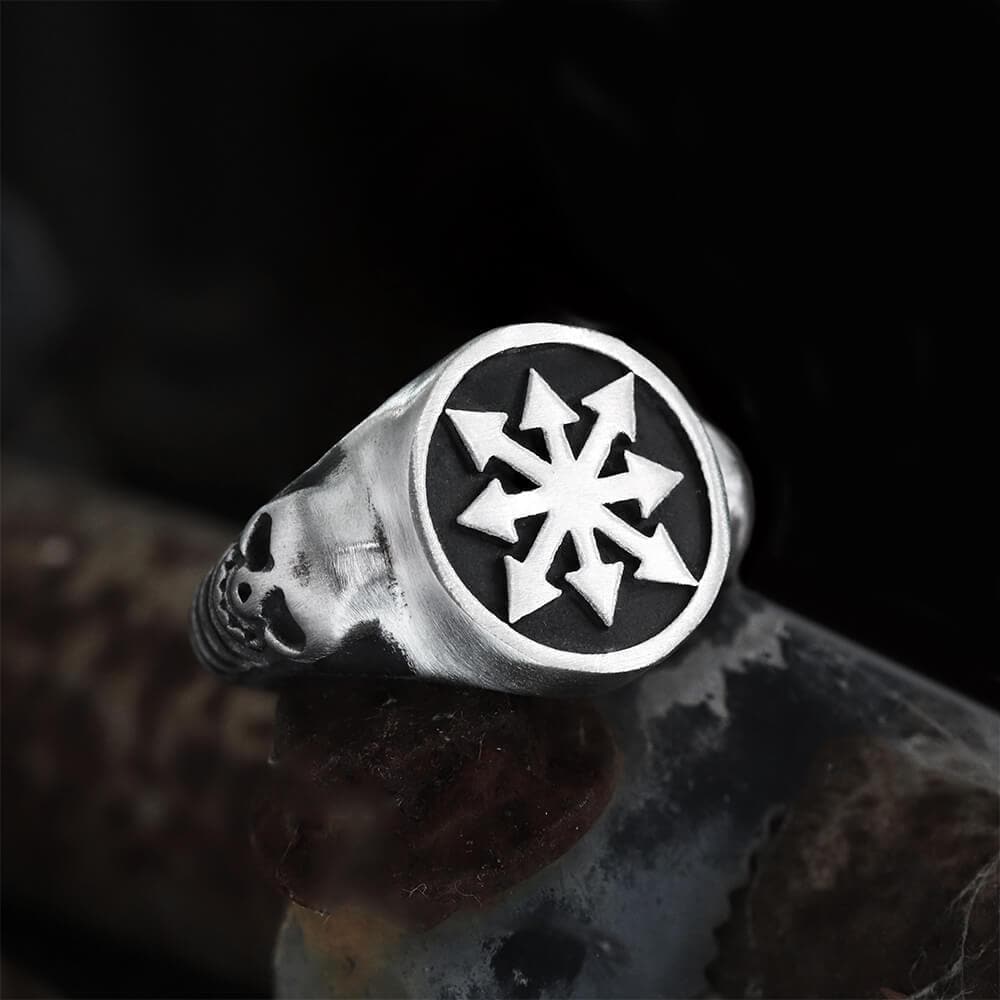 Anillo de calavera de acero inoxidable Chaos Star