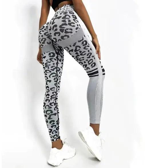 Chic Leopard Yoga High-Rise Tights