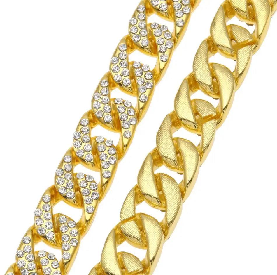 Clyde Elegance Gold Bracelet