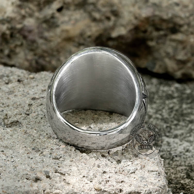 Anillo de acero inoxidable con cruz de hierro de los cruzados