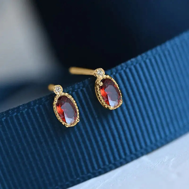 Simple And Exquisite Petite Earrings Retro - Lootquake