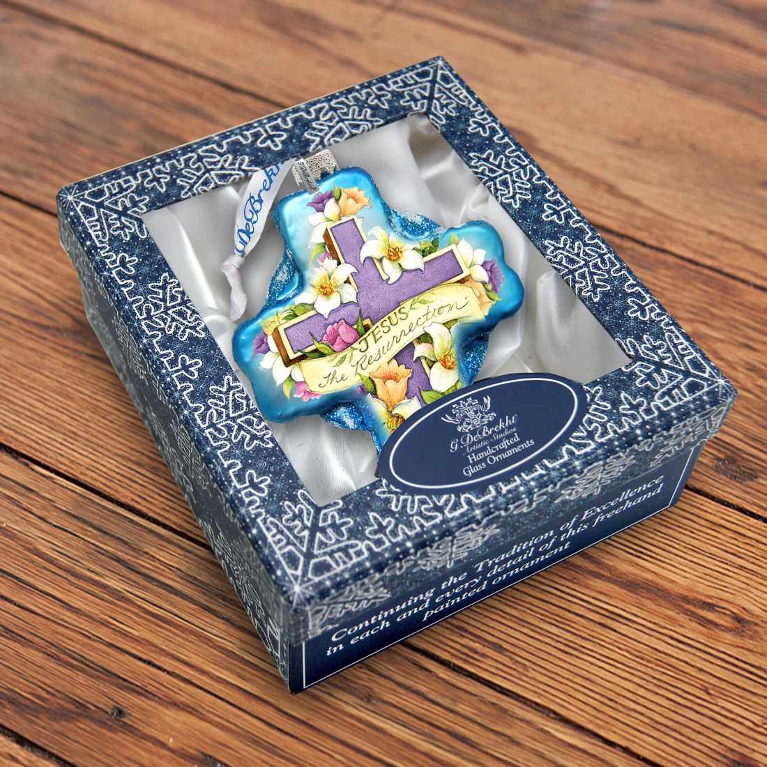 Adorno de cristal con la cruz de la resurrección de Susan Winget - Decoración navideña para la Natividad - 758-303-SW