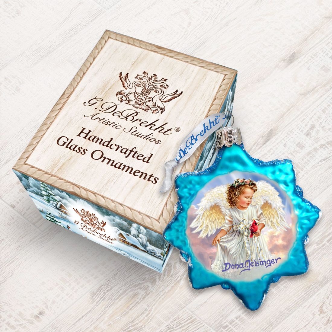 Ángel con Mercurio Cardenal, adorno de vidrio de D. Gelsinger - Decoración navideña - 778115-DG