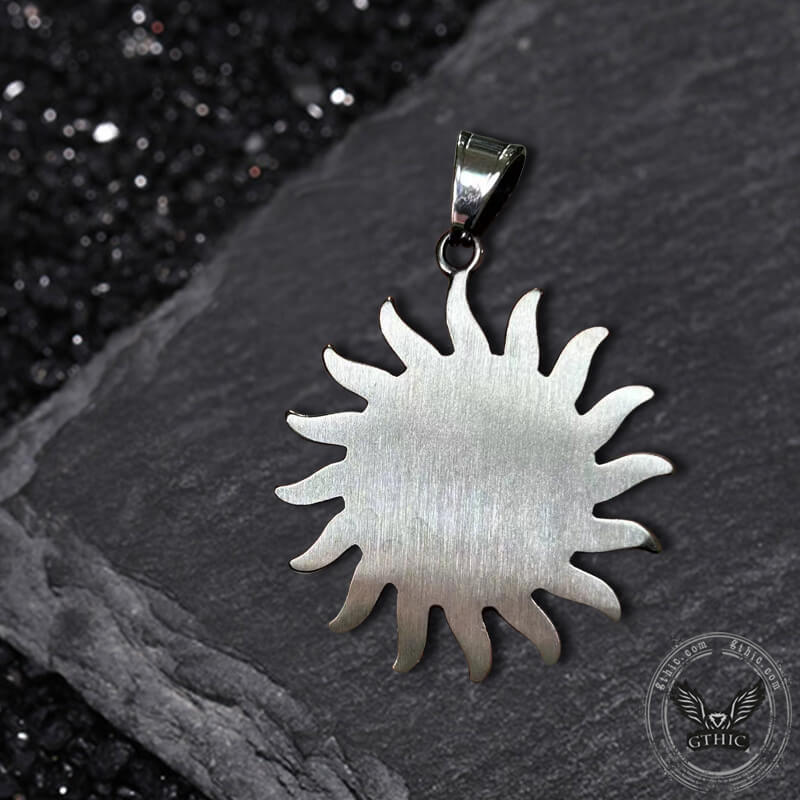 Colgante egipcio de acero inoxidable con el Ojo de Ra Sun