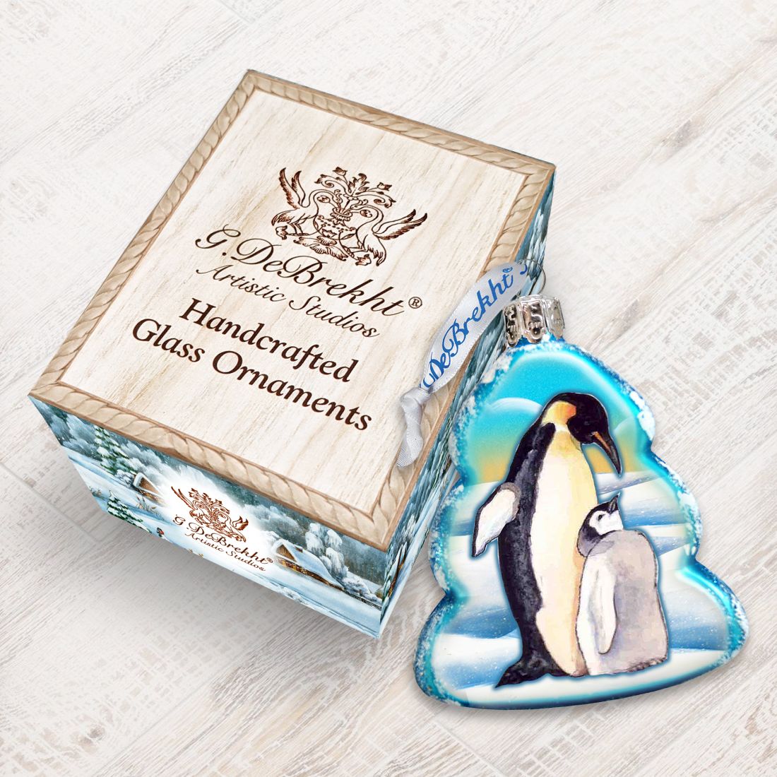 Adorno de vidrio de mercurio con familia de pingüinos de G. DeBrekht - Decoración navideña de vida silvestre - 771012
