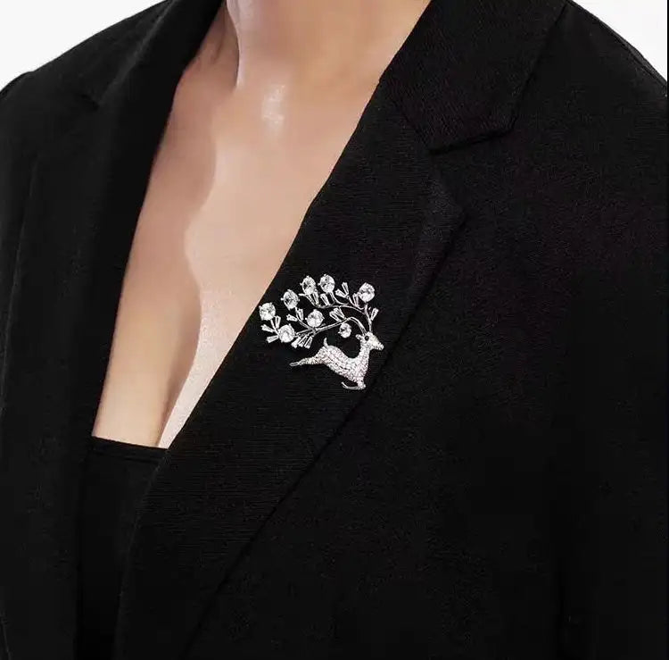 2pc With You All The Way Sparkling Zirconia Deer Brooch - Lootquake