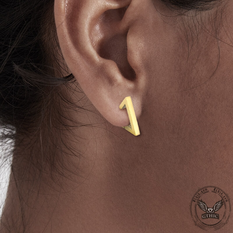 Puños de oreja de acero inoxidable con forma de triángulo geométrico