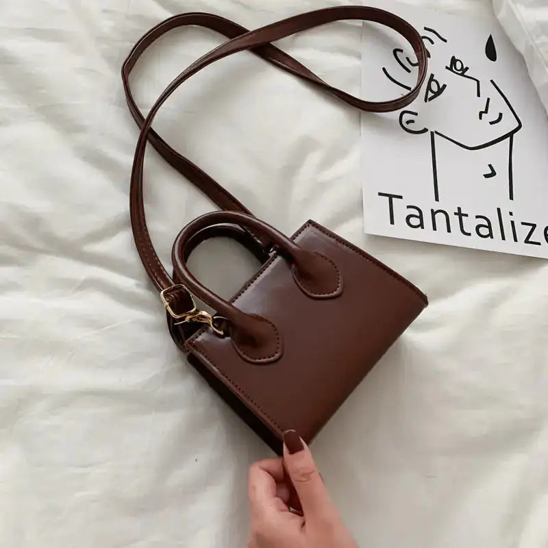 Personalized Solid Color Handbags for Celebrities - Lootquake