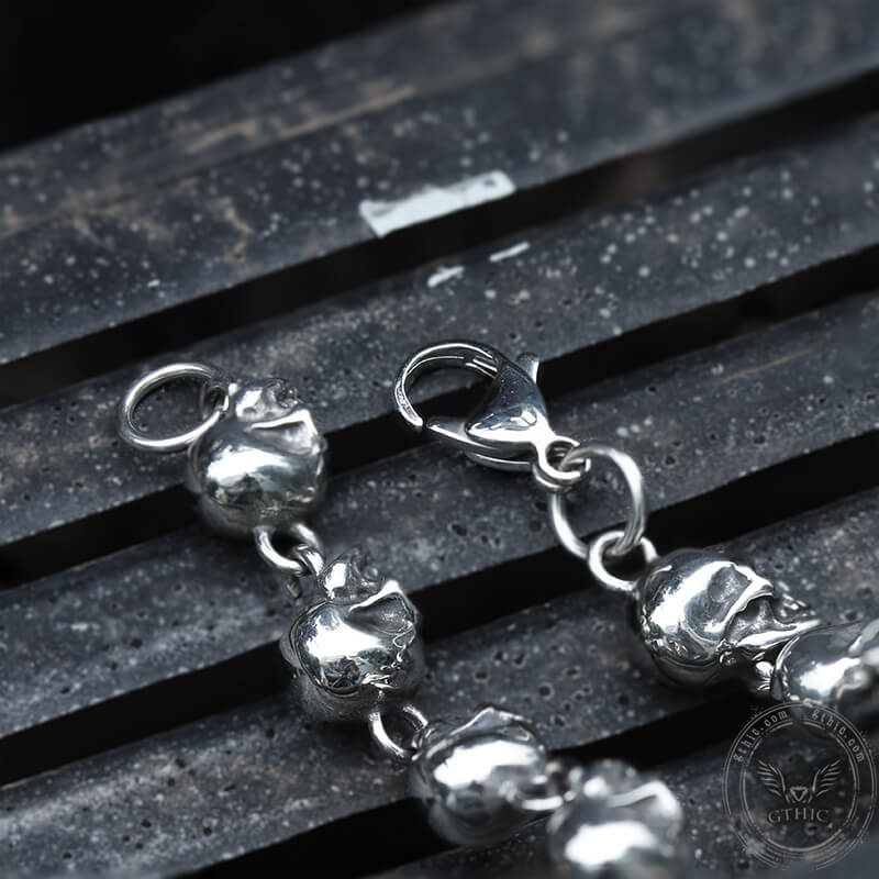 Pulsera de acero inoxidable con eslabones de calavera gótica