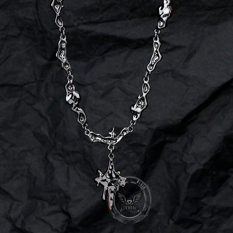 Collar de aleación con estrella de cuatro puntas y espinas góticas