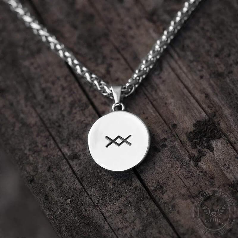 Collar vikingo de acero inoxidable con amuleto de garra de oso