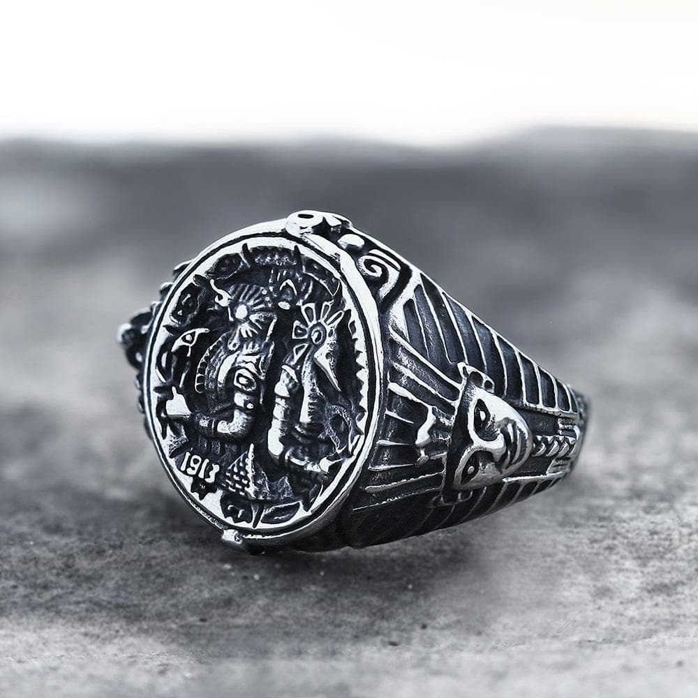 Anillo de acero inoxidable del antiguo faraón egipcio Horus Tutankamón