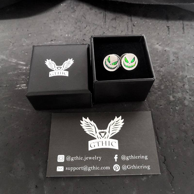 Dilatadores de oreja de acero inoxidable con forma de calabaza de Halloween