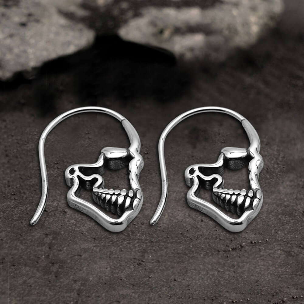 Pendientes de acero inoxidable con calavera hueca