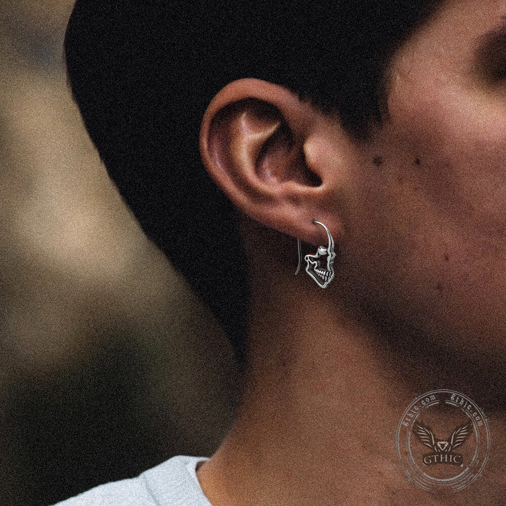 Pendientes de acero inoxidable con calavera hueca