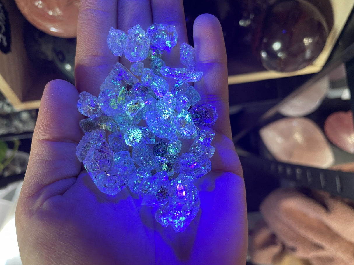 RARE Golden Enhydro Quartz PETROLEUM QUARTZ