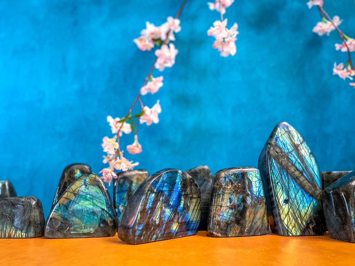 LABRADORITE freeform 200g-599 grams