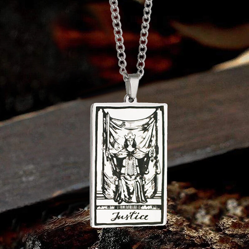 Collar de Tarot de acero inoxidable de la Justicia