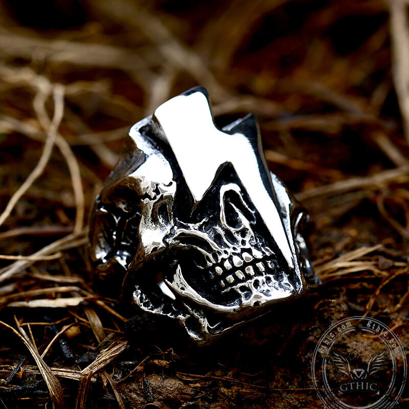 Anillo de motociclista de acero inoxidable con calavera de rayo