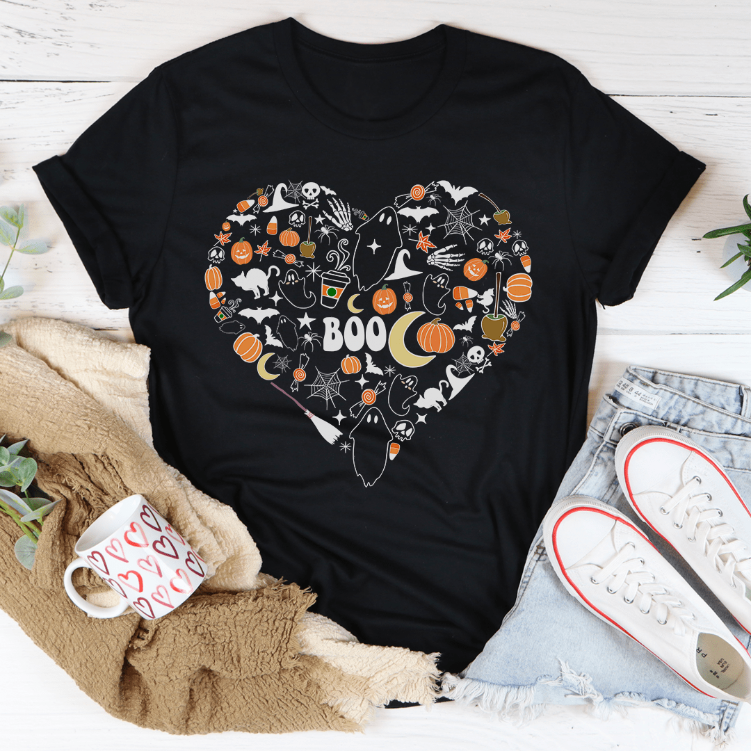 Camiseta con garabatos de Love Halloween
