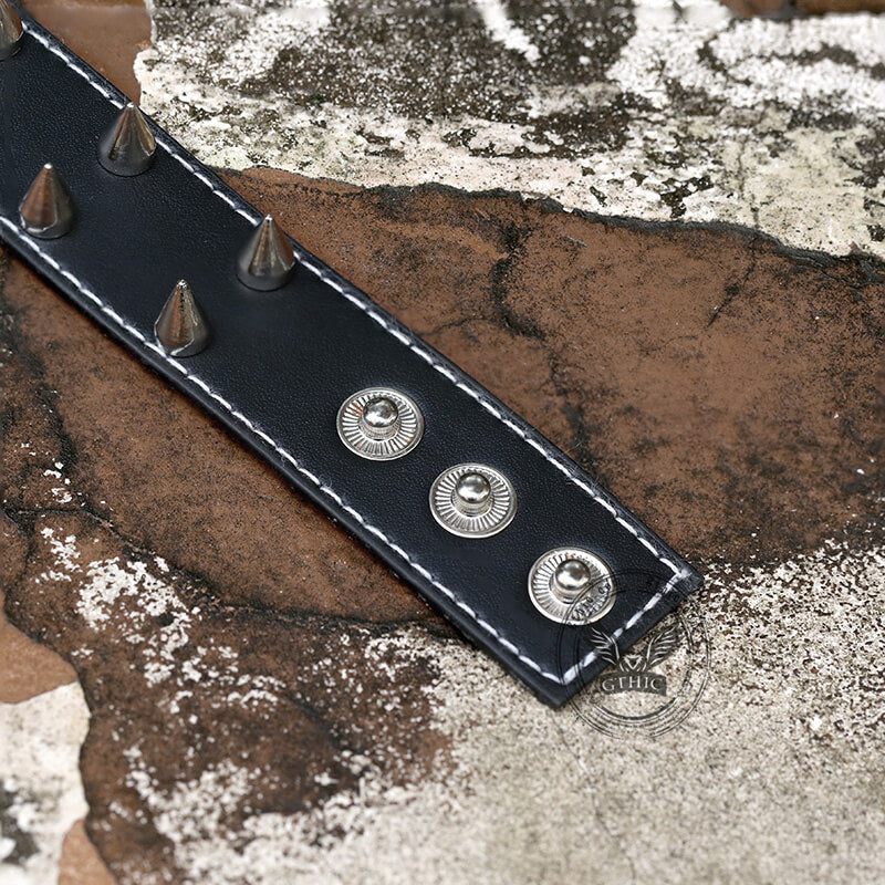 Pulsera punk de cuero con remaches minimalistas