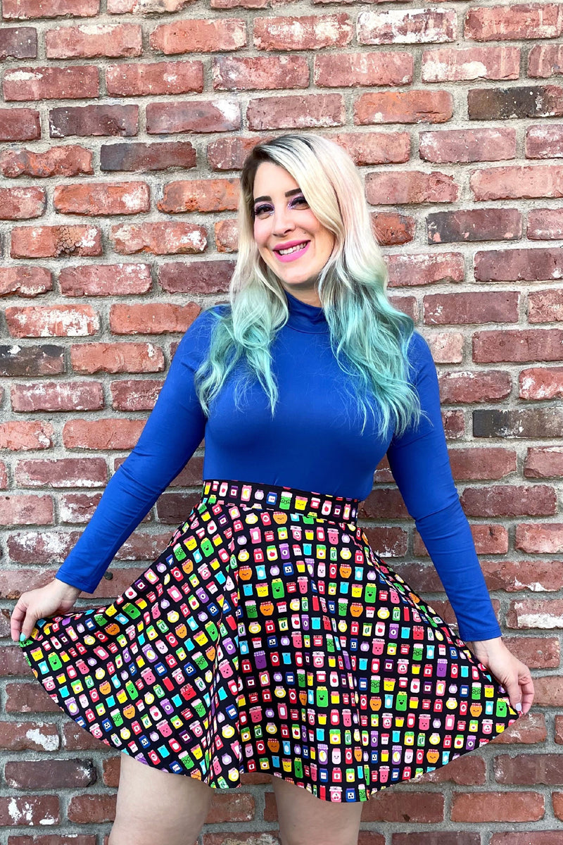 Top azul de cuello alto