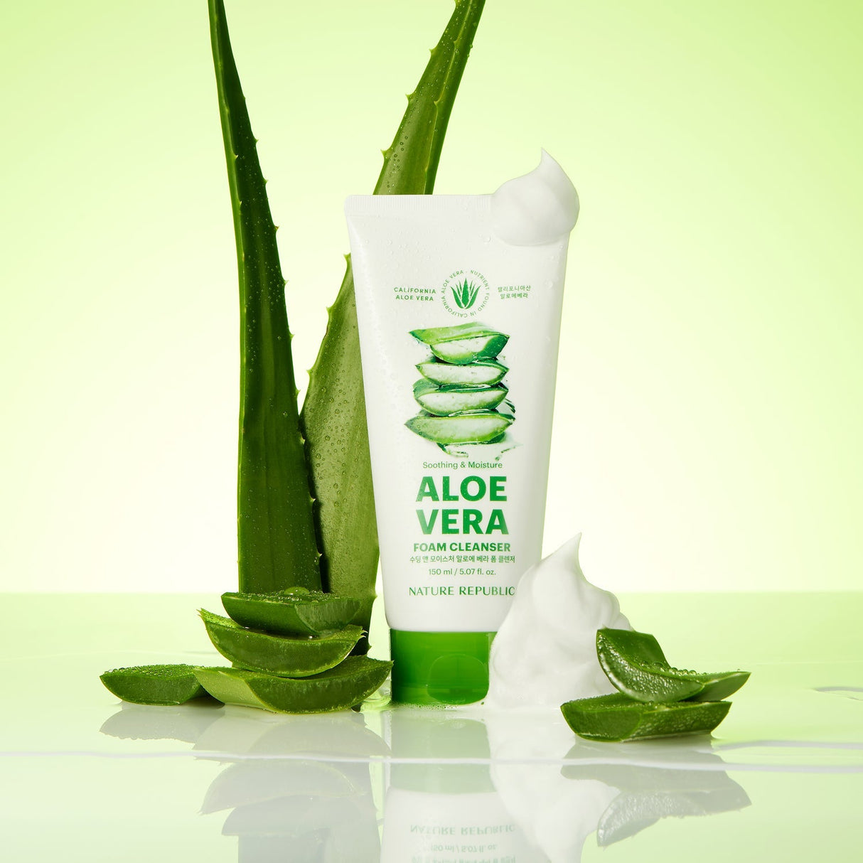 Limpiador en espuma de aloe vera suave e hidratante