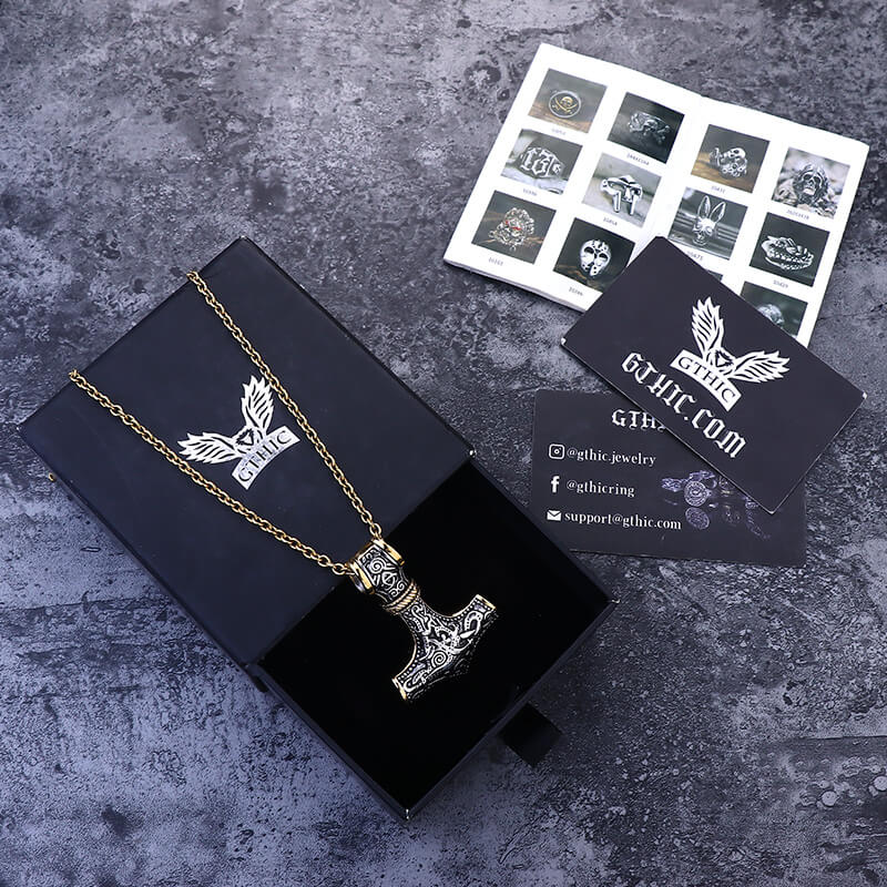 Colgante nórdico de acero inoxidable con el martillo de Thor