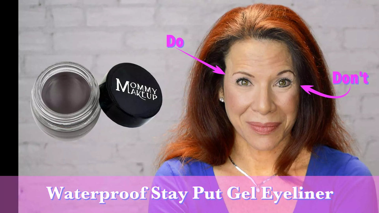 Delineador de ojos en gel resistente al agua Chocolate Sizzle Stay Put con micropigmentos