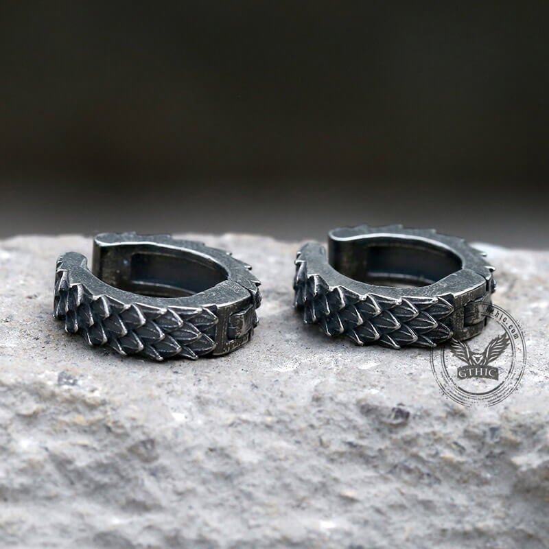 Puños de oreja de acero inoxidable con diseño de plumas retro