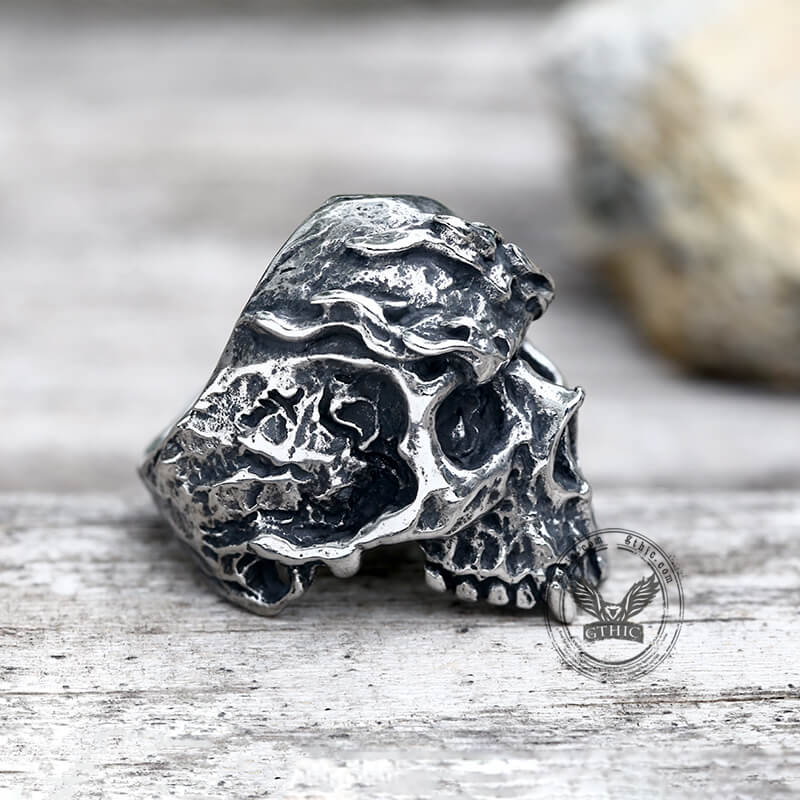 Anillo de calavera de acero inoxidable Rise From Ashes