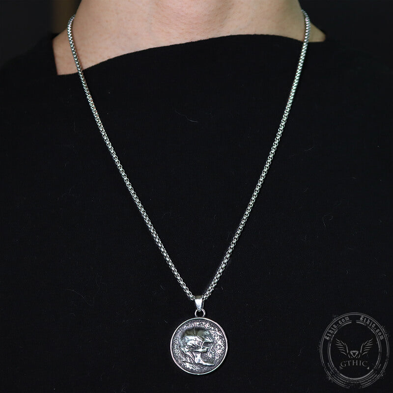 Colgante de calavera redondo de acero inoxidable