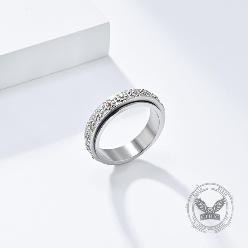 Anillo giratorio de acero inoxidable con diseño de margaritas sencillas