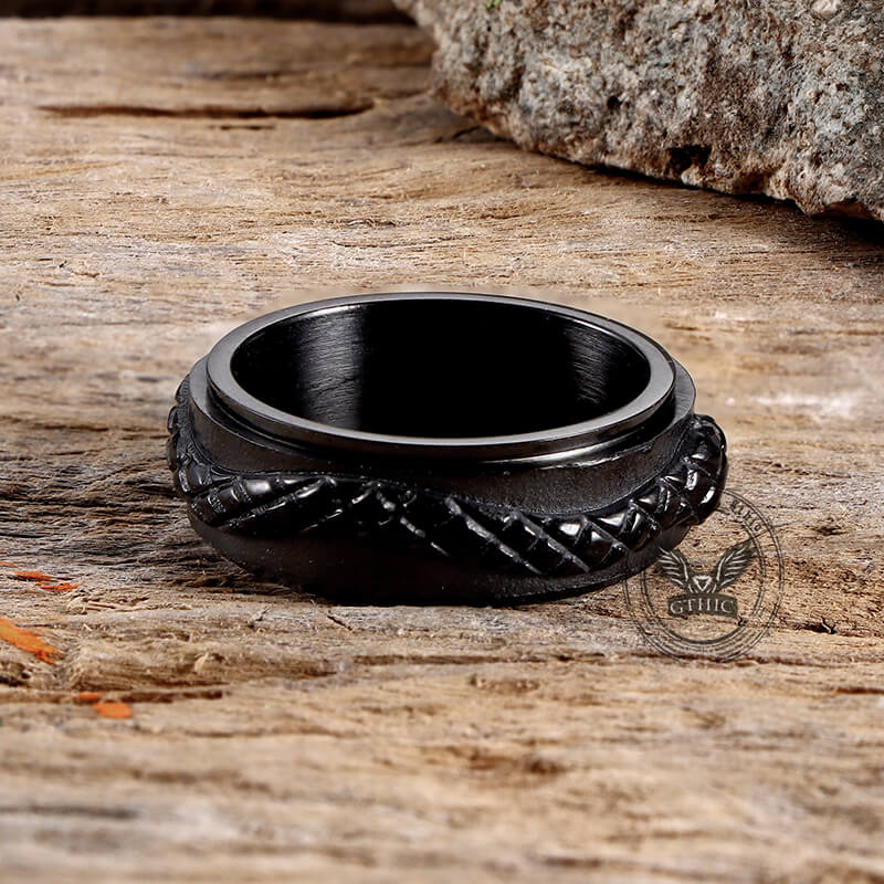 Anillo giratorio de acero inoxidable con diseño de serpiente entrelazada