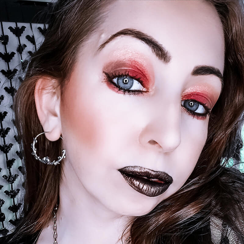 Pendientes de acero inoxidable con espinas de calavera